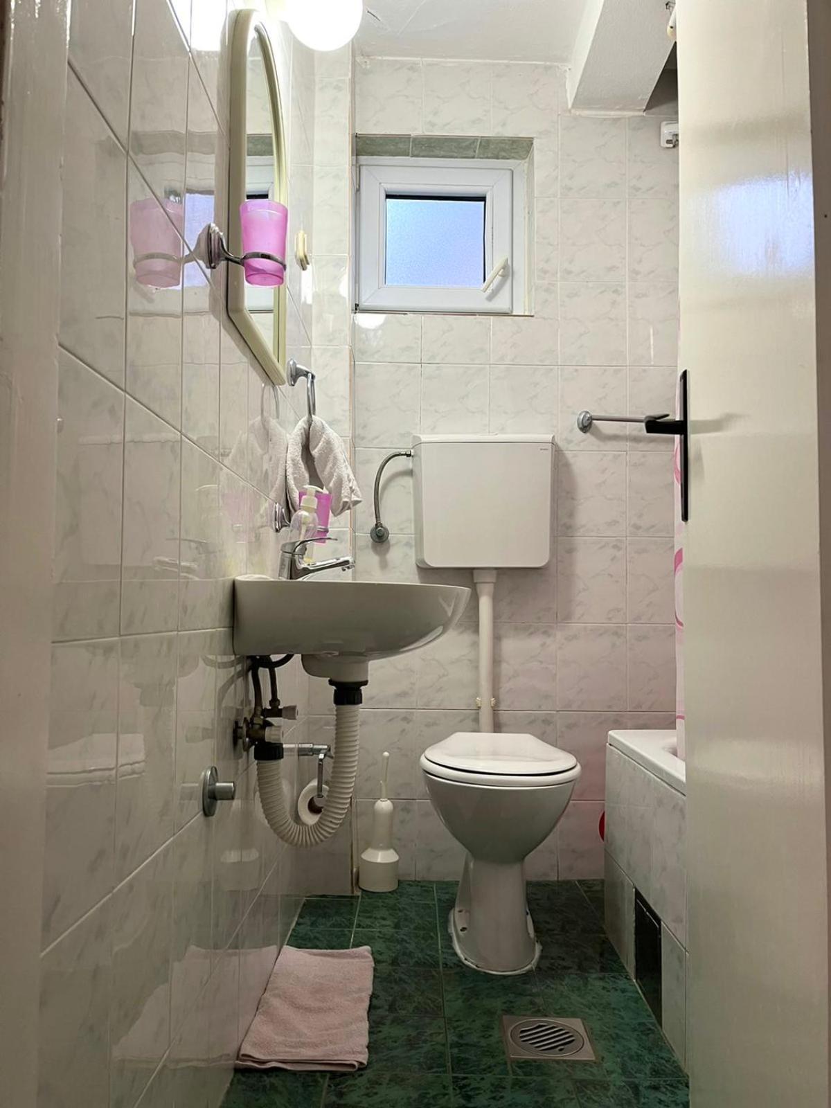 Apartments And Room Mv Petrovac 部屋 写真